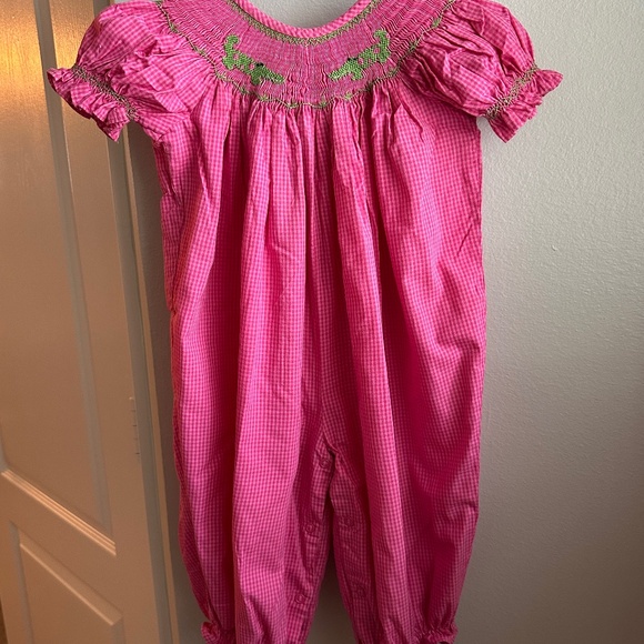 Smocked one piece with alligators, Castle and Crowns size 18/24mo - Picture 1 of 4